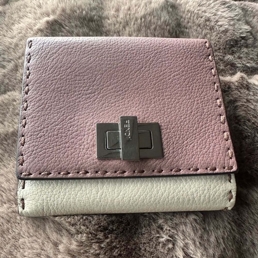 Fendi Compact Peekaboo Bi-Fold, Bi-Color in Pink Rose Camelia and White Selleria - Picture 3 of 11